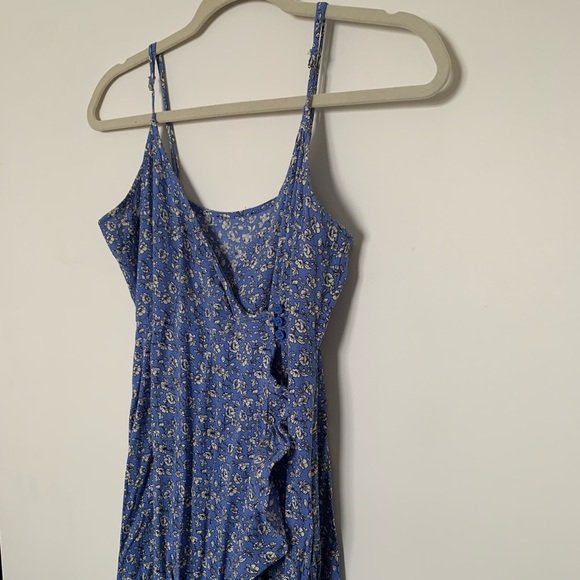 Long Open Leg Flower Patterned Summer Dress - Picture 2 of 5